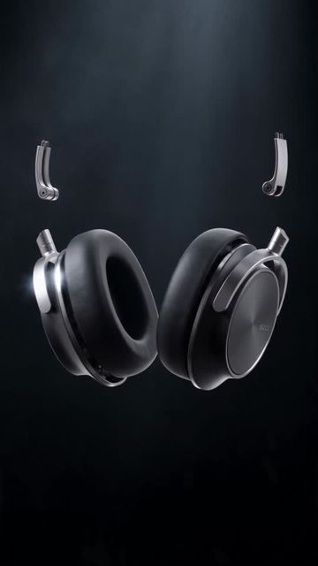 Headphones ad: Exploded view